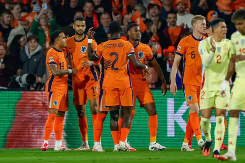 هولندا تنطلق بقوة نحو تصفيات كأس العالم 2026 بفوزها على فنلندا