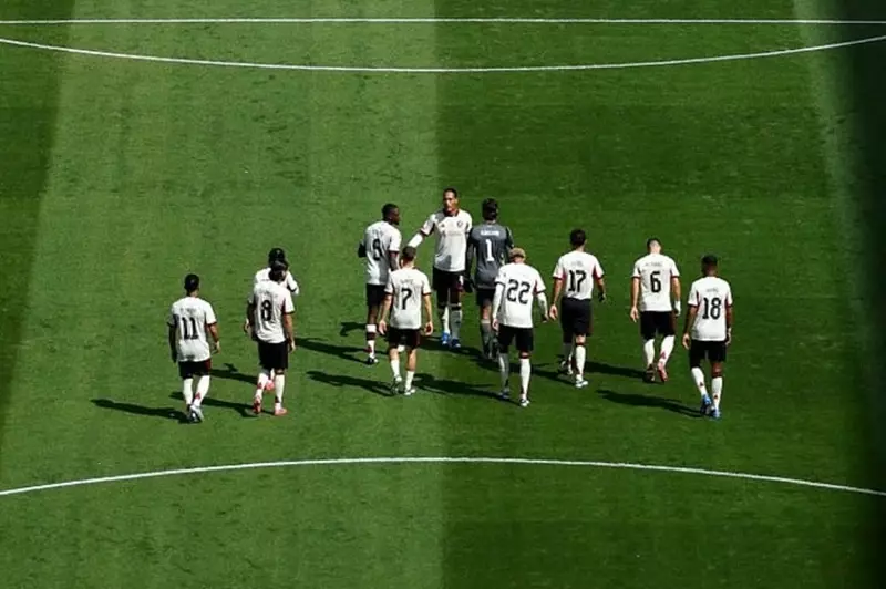 تحليل تأثير غيابات ليفربول على أدائه أمام بورنموث في مواجهة البريميرليج